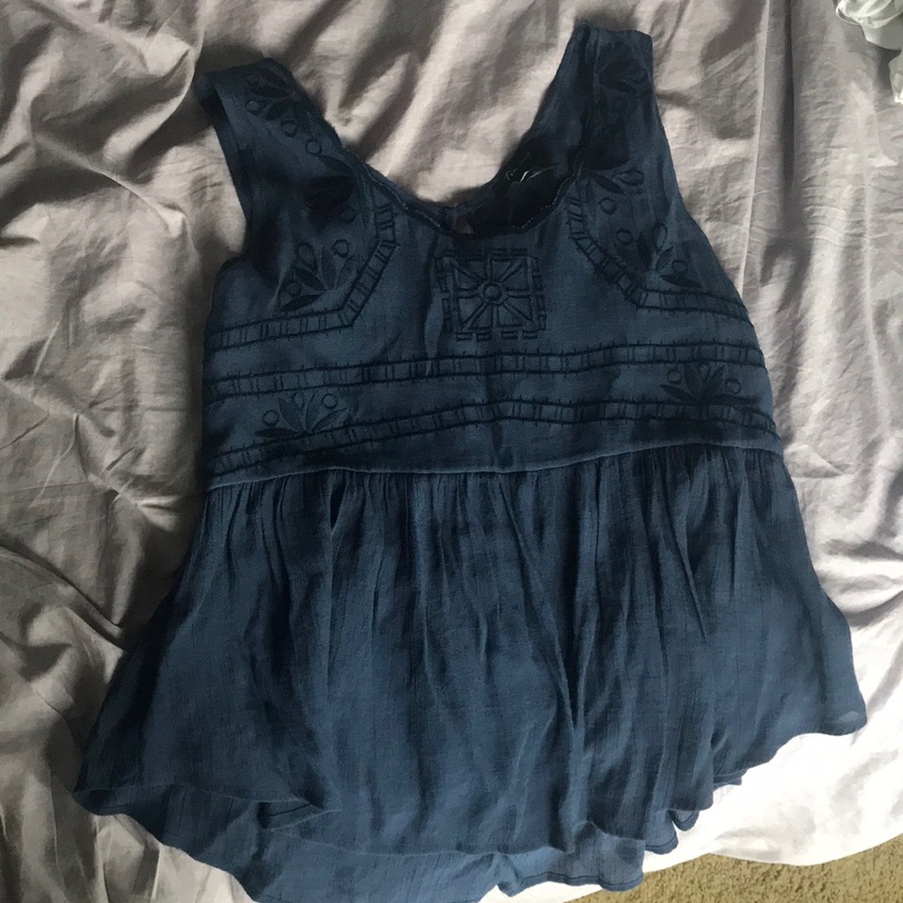 flowy blue top